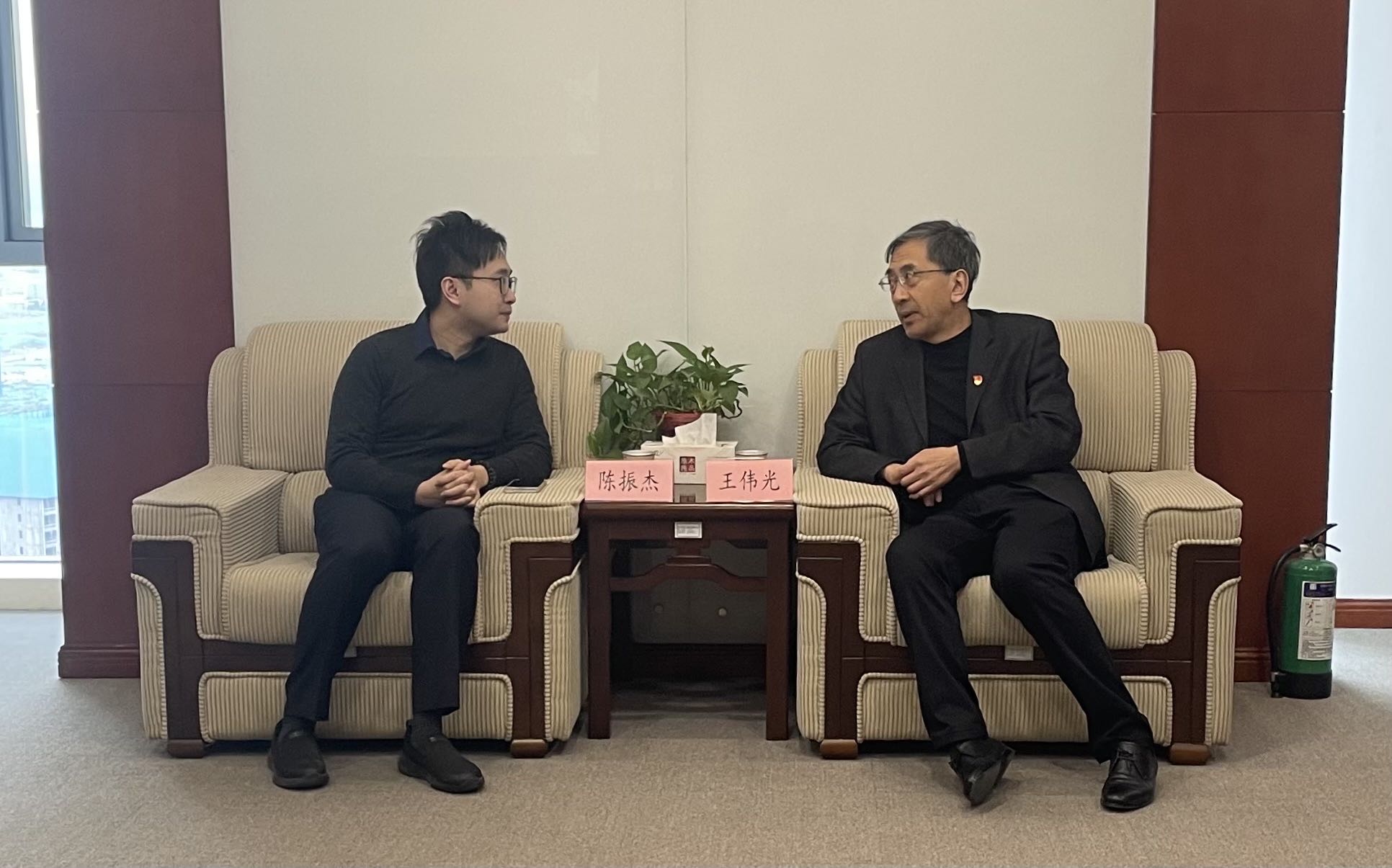 樂(lè)相科技會(huì)見(jiàn)1.jpg
