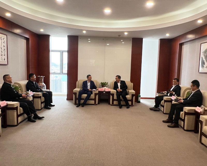 市委金融辦來(lái)訪.jpg